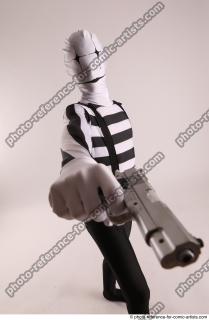 JIRKA MORPHSUIT WITH GUN